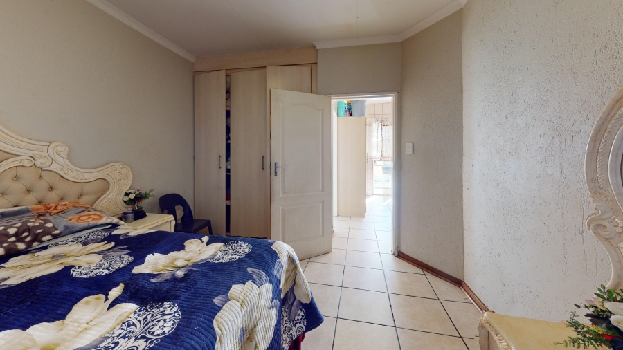 2 Bedroom Property for Sale in Potchefstroom North West
